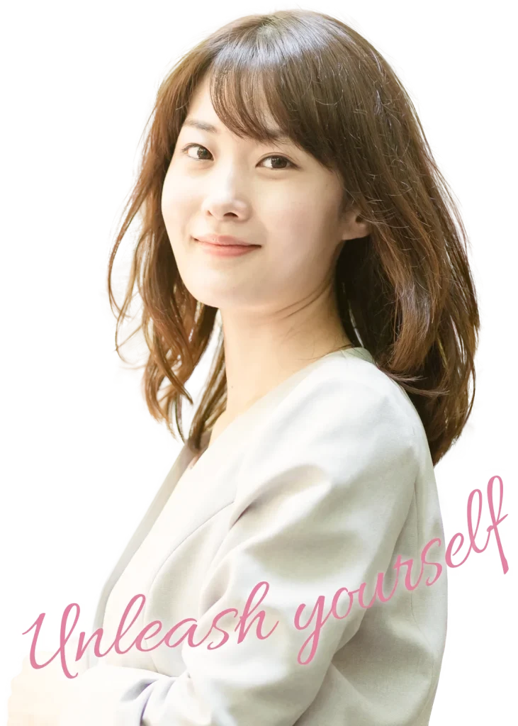 爽やかに微笑む女性